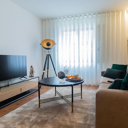 Stunning Apartment W/ Free Parking By Lovelystay 波尔图 外观 照片