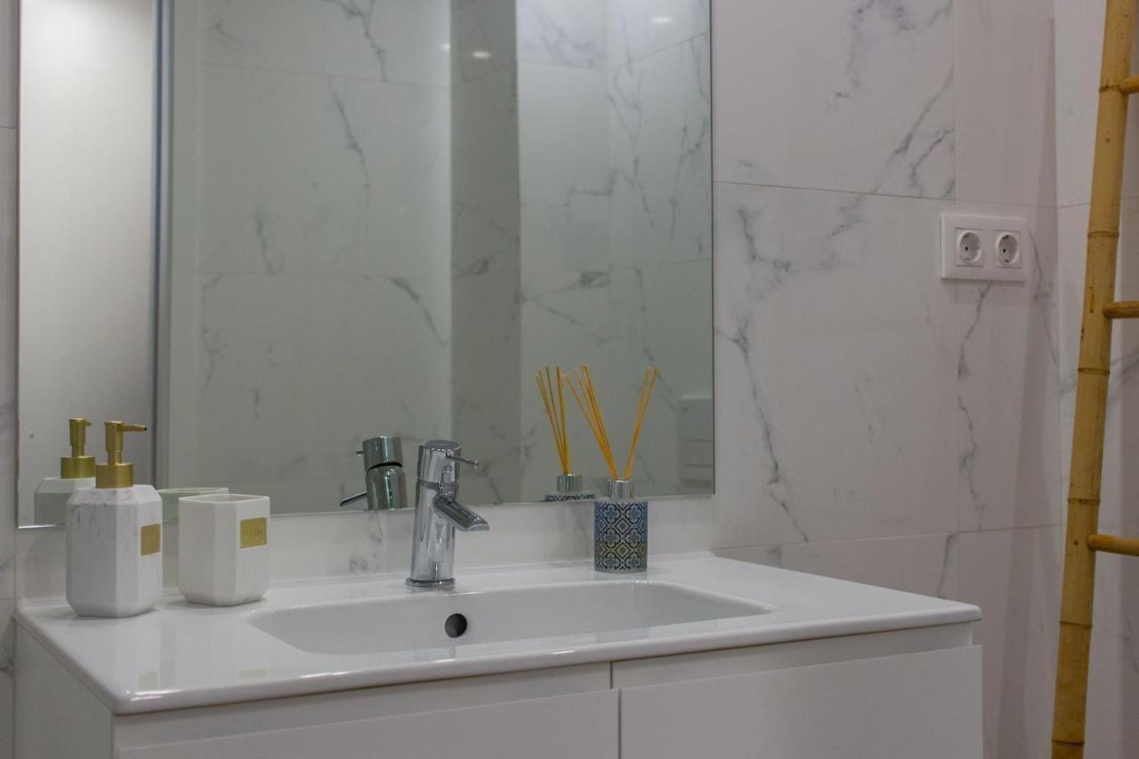 Stunning Apartment W/ Free Parking By Lovelystay 波尔图 外观 照片