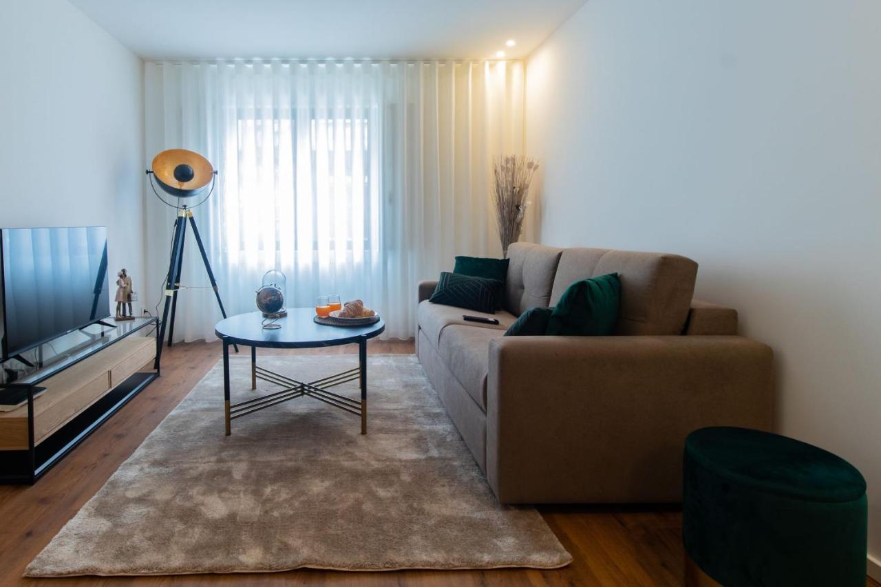 Stunning Apartment W/ Free Parking By Lovelystay 波尔图 外观 照片